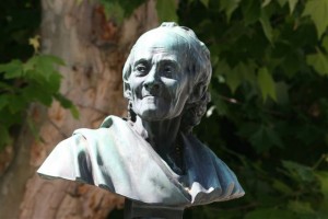 Le buste de Voltaire, « patriarche » de Ferney