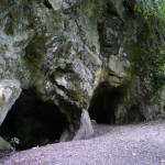 L’entrée de la grotte de la Vallière, appelée Grotte des Compagnons de Jéhu
